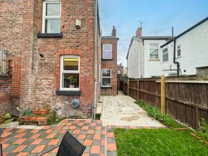 Photo 25- click for photo gallery